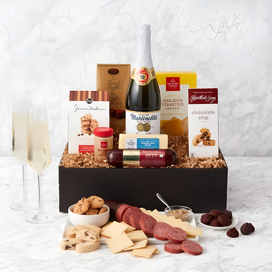 Sparkling Surprise: Gourmet Gift Box